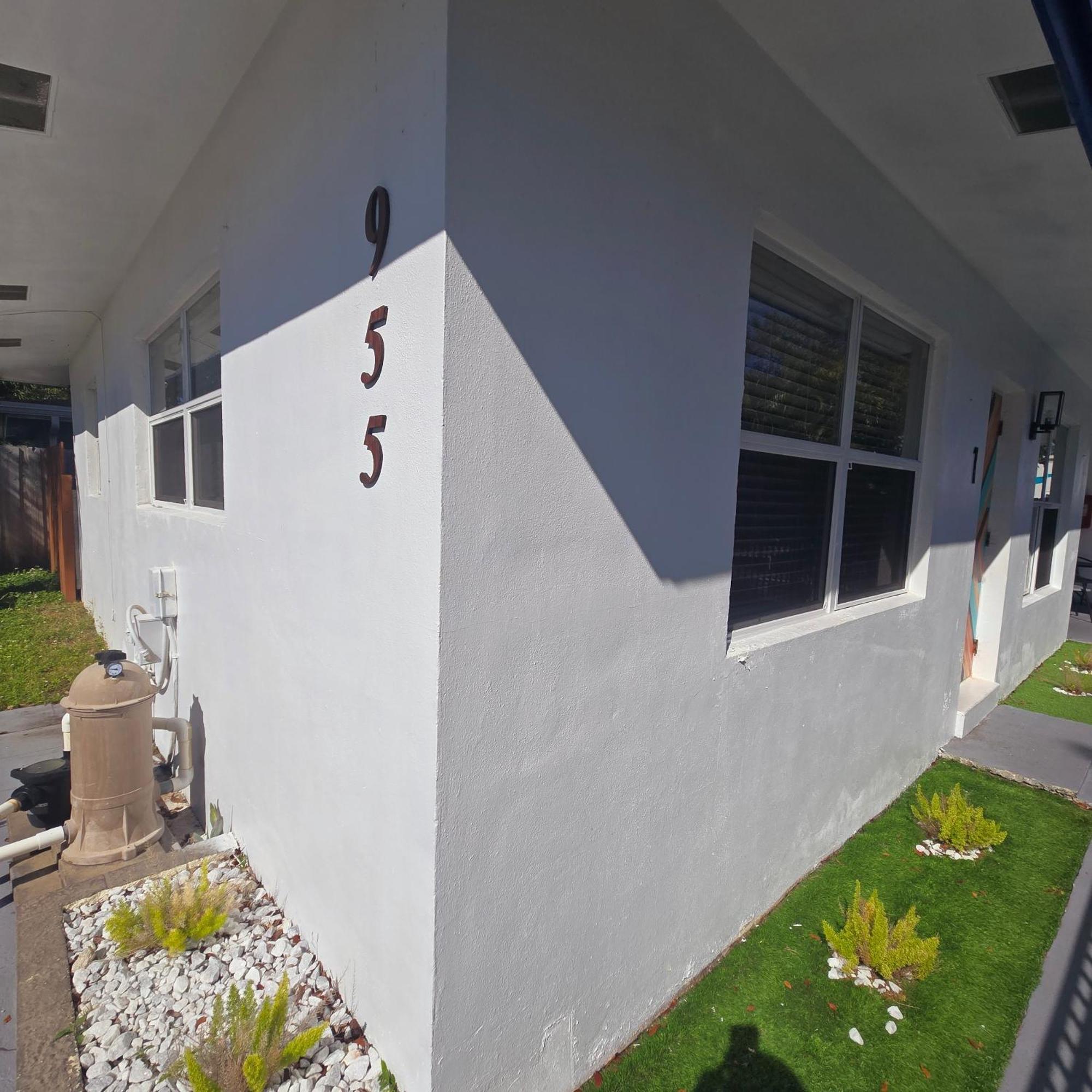 Coastal Haven: Family-Friendly House with Pool Near Beaches Fort Lauderdale Exterior photo