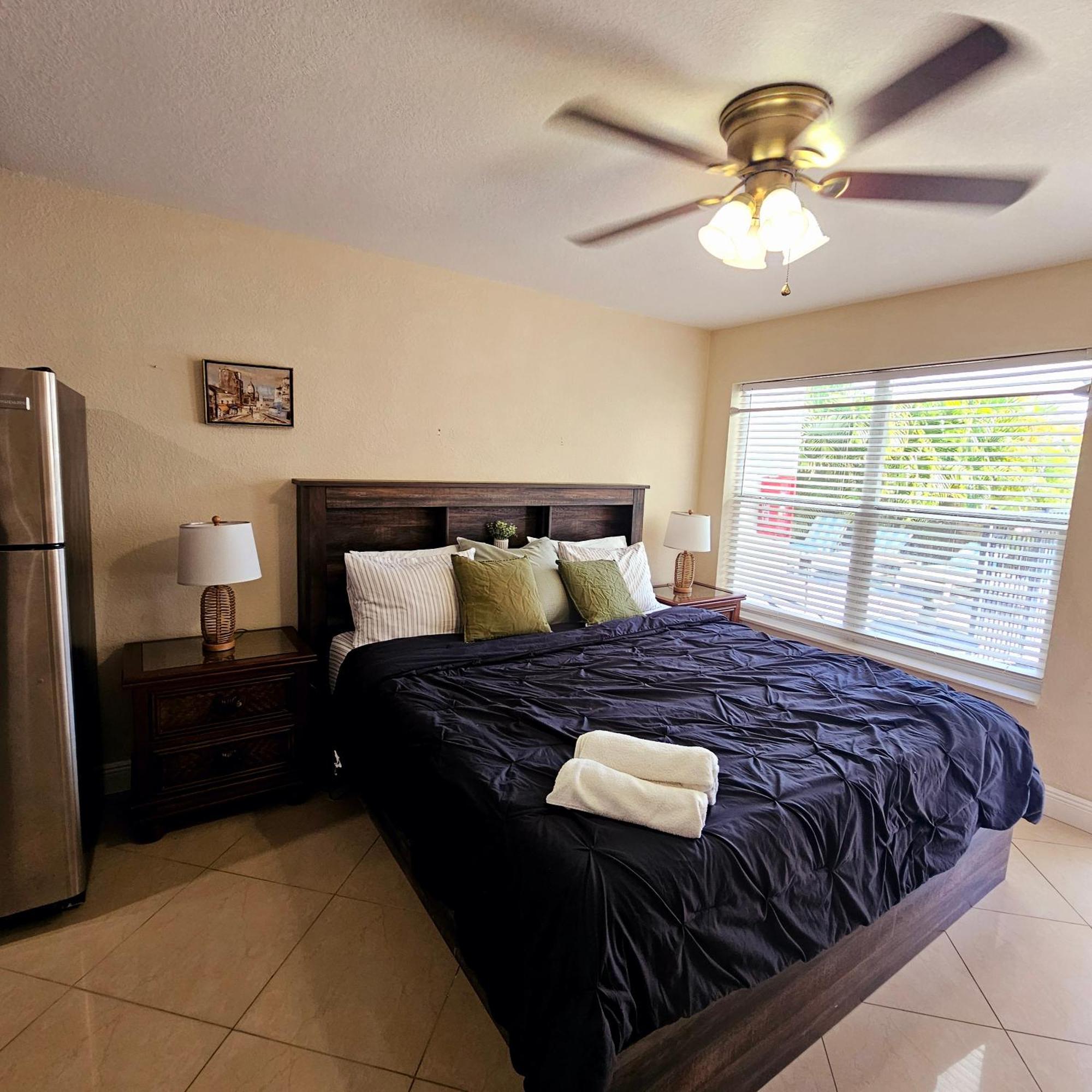 Coastal Haven: Family-Friendly House with Pool Near Beaches Fort Lauderdale Exterior photo