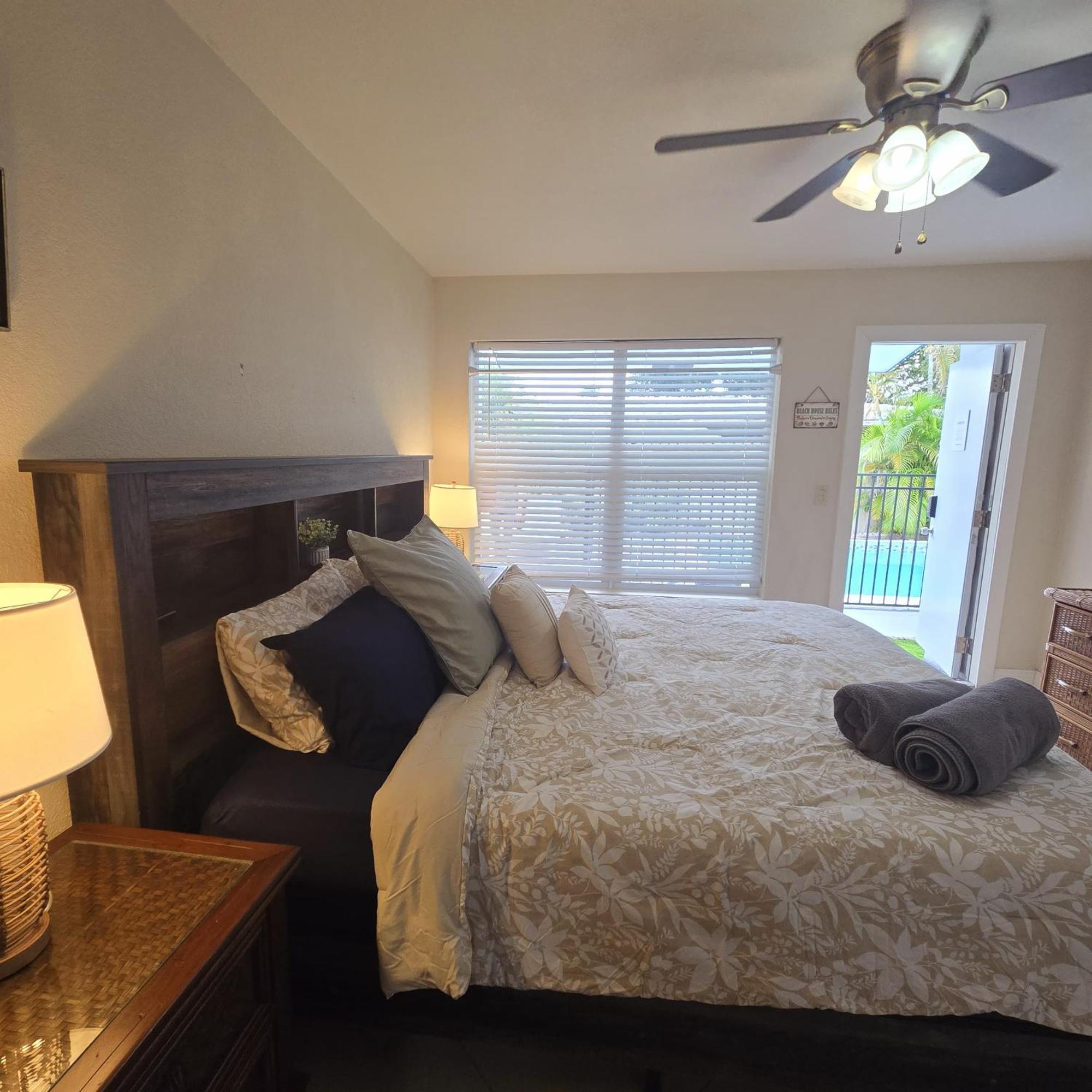 Coastal Haven: Family-Friendly House with Pool Near Beaches Fort Lauderdale Exterior photo