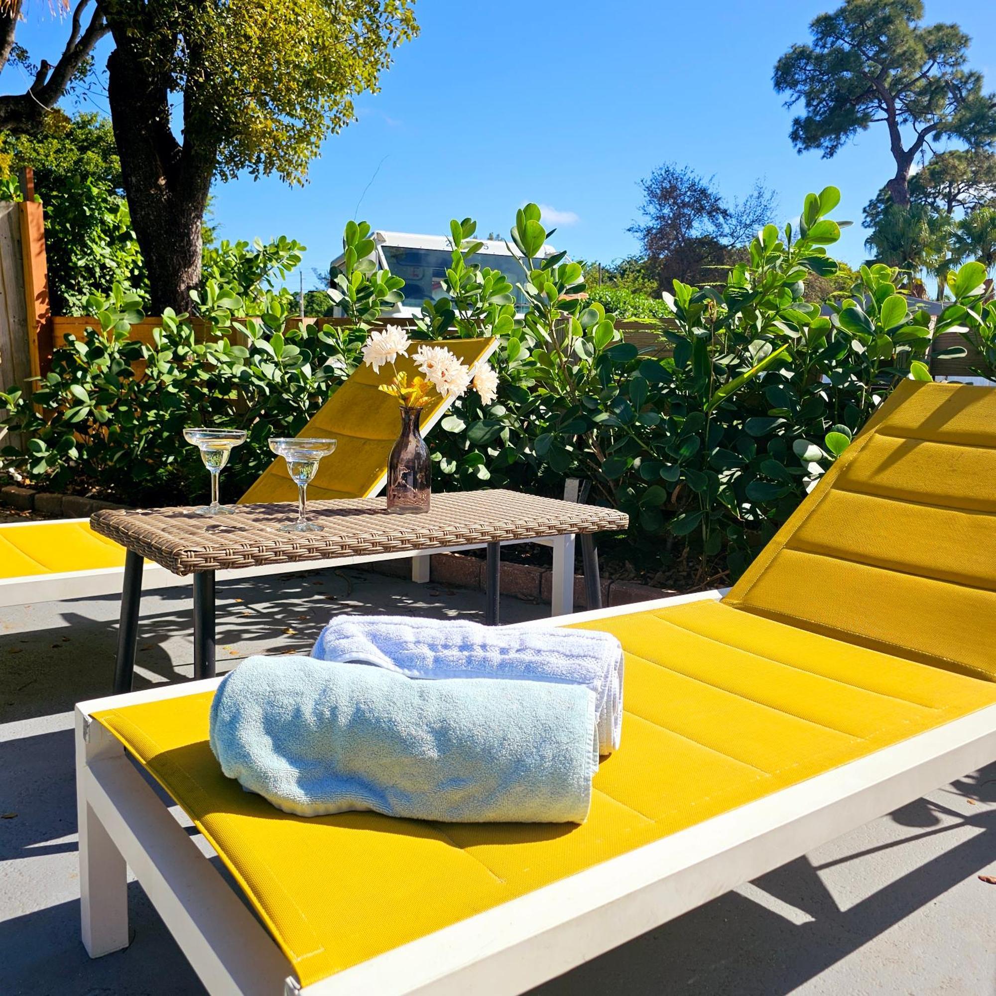 Coastal Haven: Family-Friendly House with Pool Near Beaches Fort Lauderdale Exterior photo