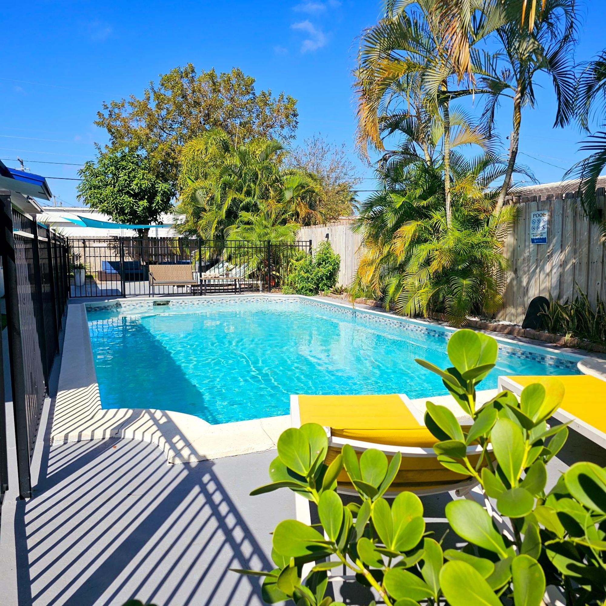 Coastal Haven: Family-Friendly House with Pool Near Beaches Fort Lauderdale Exterior photo