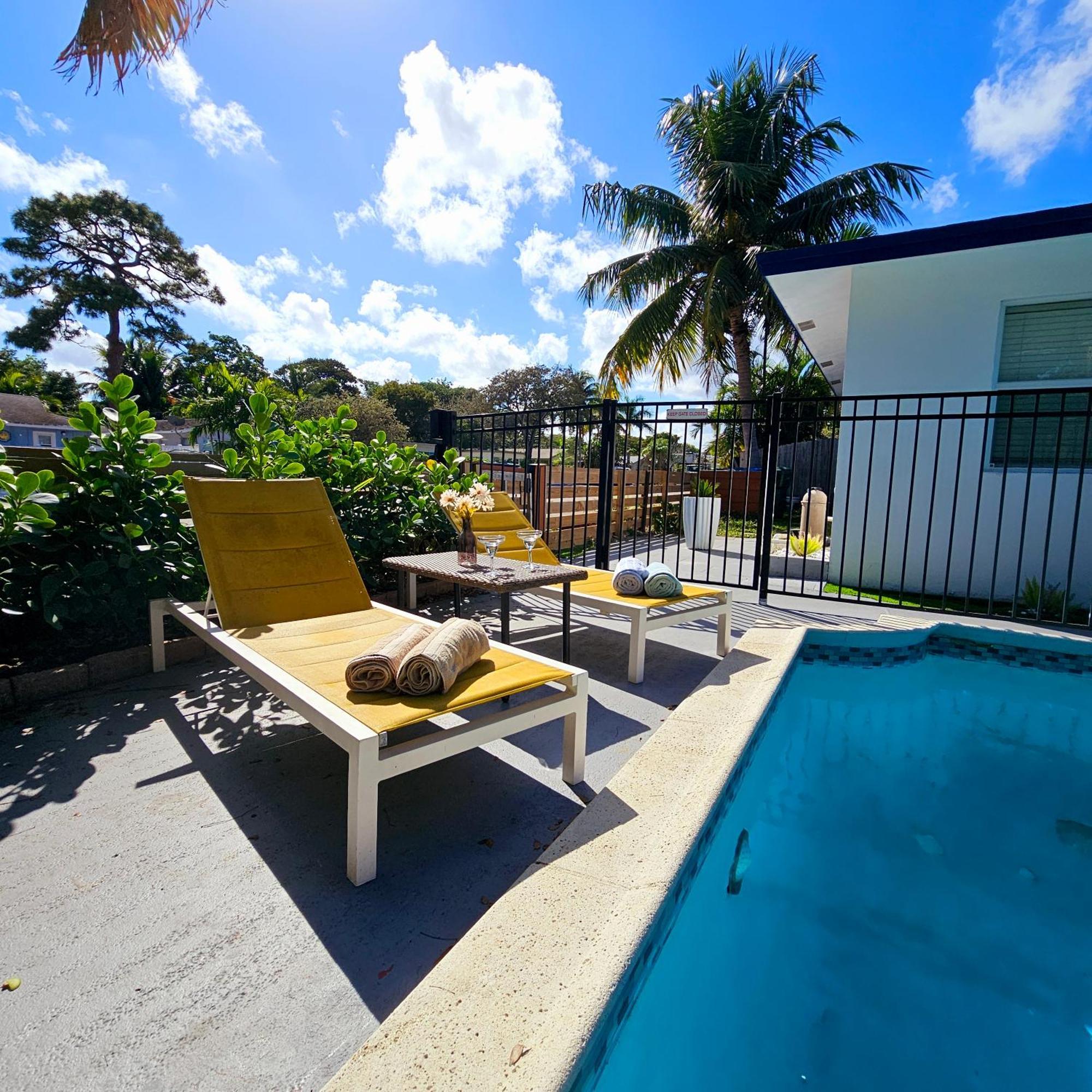 Coastal Haven: Family-Friendly House with Pool Near Beaches Fort Lauderdale Exterior photo